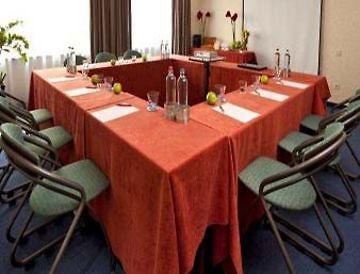 Ramada Oostende Buitenkant foto